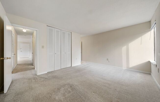 3 beds, 2 baths, $1,400, Unit Unit 202B