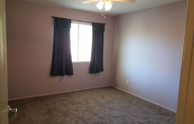 2 beds, 2 baths, $1,350, Unit # 1171