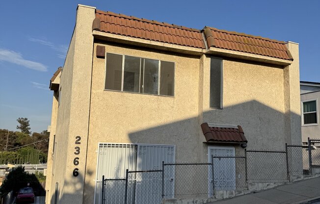 2366 BULLARD ST