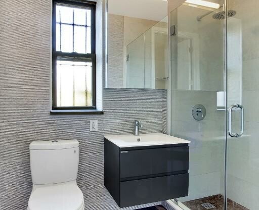 4 beds, 2 baths, $9,995, Unit 6C