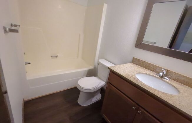 1 bed, 1 bath, 580 sqft, $875, Unit 1034-054