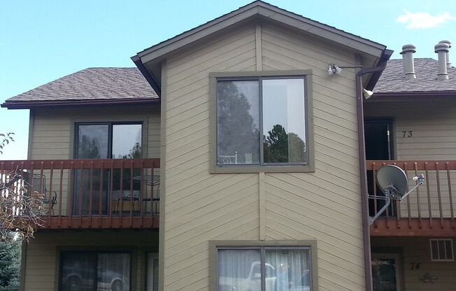 Available Now: 2 Bed - 2 Bath Townhouse, Continental area - $1,975