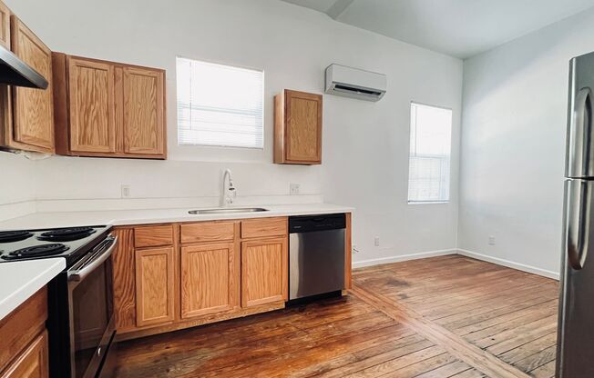 1113 E. 2nd