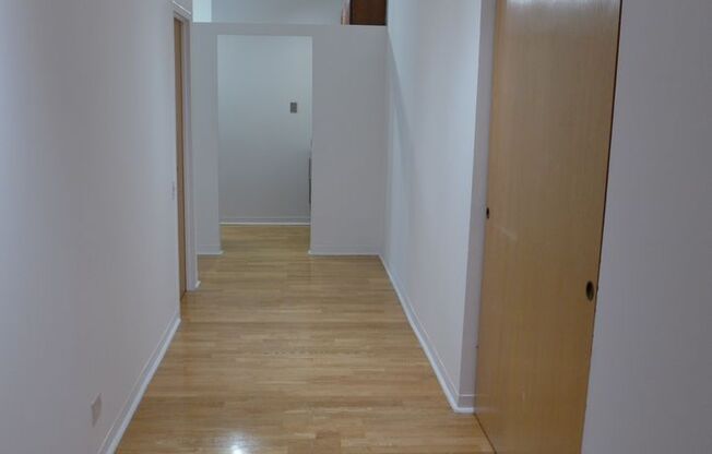 2 beds, 2 baths, 1,250 sqft, $2,850, Unit 05C