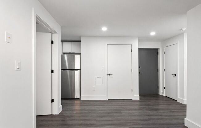 2 beds, 1 bath, 515 sqft, $2,500, Unit 1400-LL2