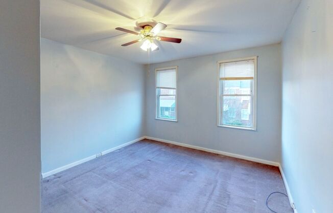 2429 Christian St - 2 Bedroom + Den!