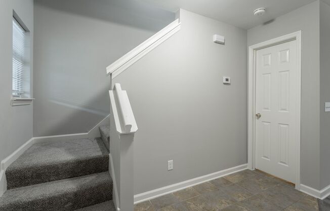 2 Bedroom, 2 Bath townhome in East Brainerd!