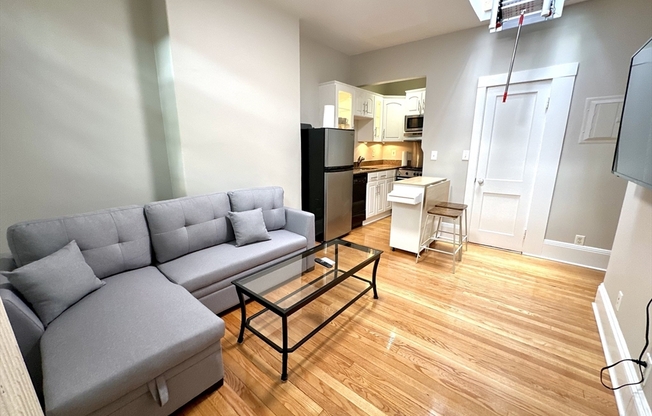 141 Arlington St  #5