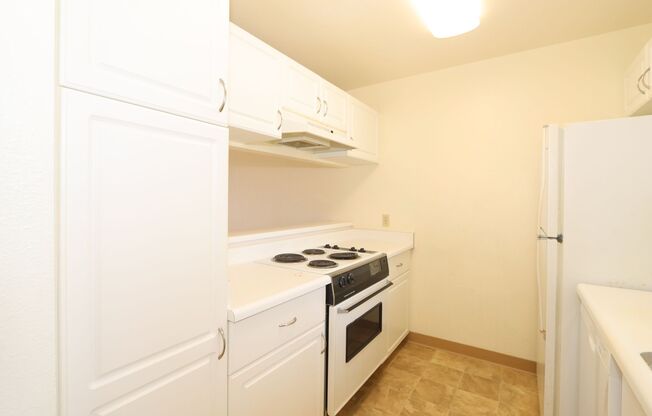 2 beds, 2 baths, $2,350