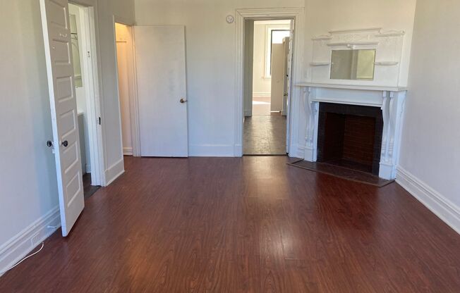 1 bed, 1 bath, 650 sqft, $1,249, Unit 46-2