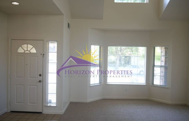 Unique 3 Bed 2.5 Bath 1,971sqft Single Family Home in Sacramento