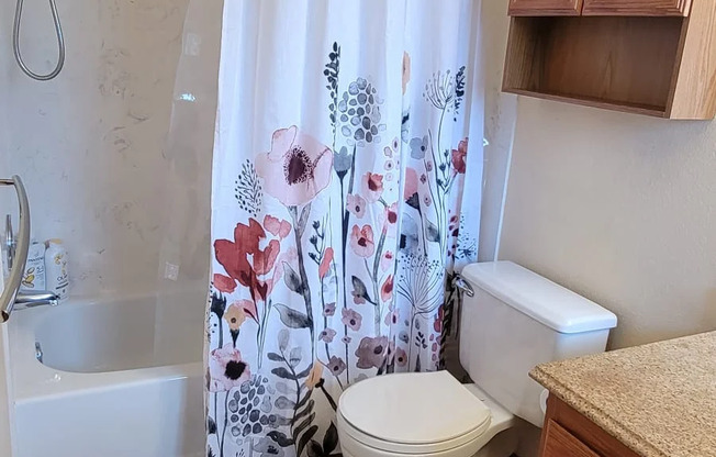 19925 WALLINGFORD AVE N