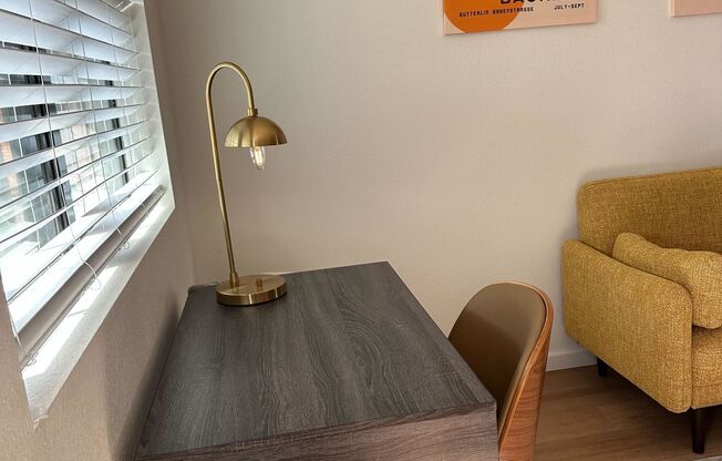 1 bed, 1 bath, 595 sqft, $1,290, Unit 115