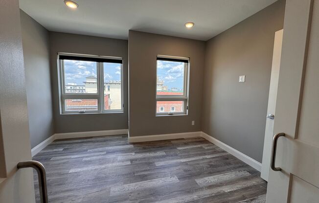1 bed, 1 bath, 456 sqft, $2,100, Unit 303