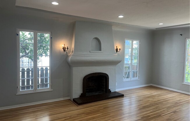6132 W 6 ST