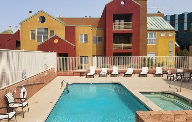 Awesome Furnished Townhouse in the heart of Tempe-Near ASU!