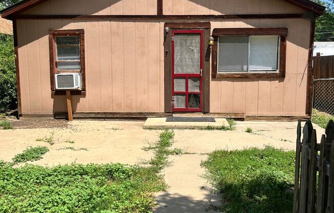 Charming 2-Bedroom Home Near the Heart of Lafayette