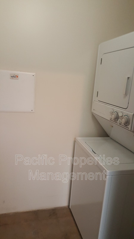 Studio, 1 bath, 755 sqft, $1,957