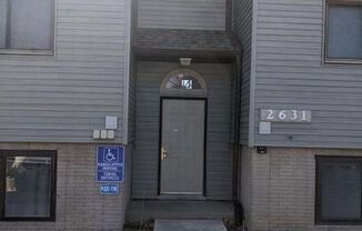 Lovely 1 bed- 1 bath Condo