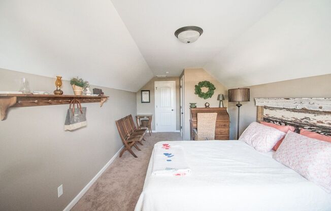 4 beds, 2 baths, $2,800