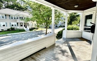 7 RUMFORD AVE
