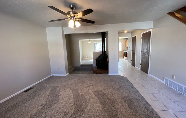 2 Bedroom Townhouse close to Ft. Carson