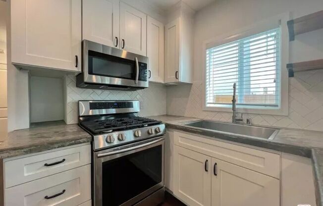 1 bed, 1 bath, 589 sqft, $2,595, Unit 1