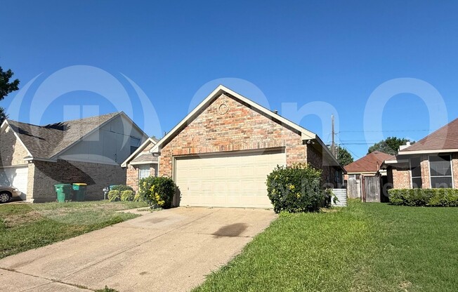 733 ROCKETT LN