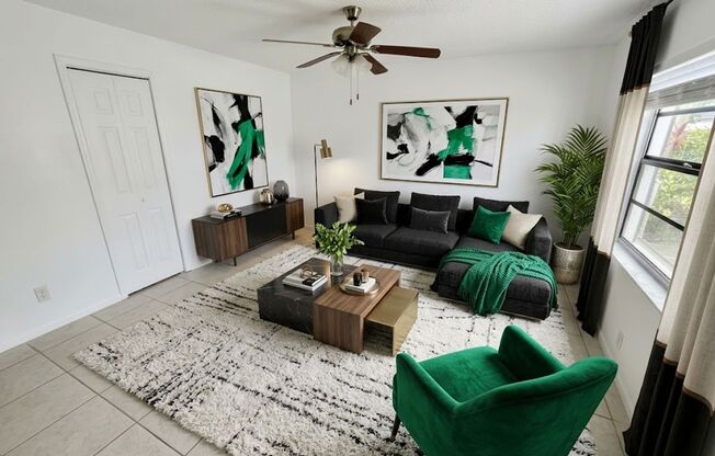 Beautiful Renovated 2 Bedroom 2 Bathroom Water Front Property!!!