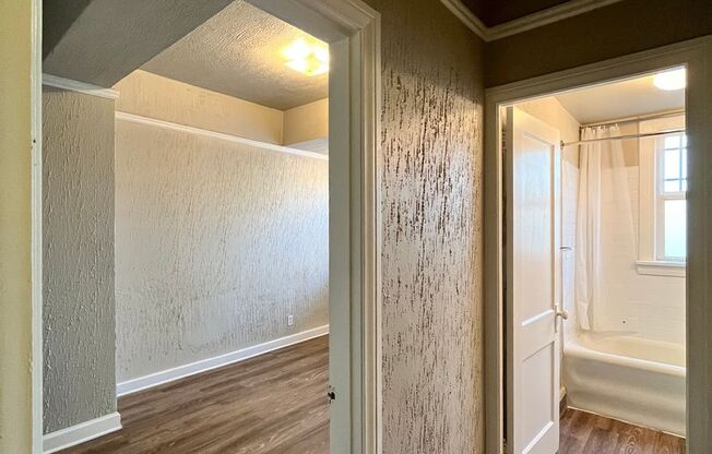 2 beds, 1 bath, $1,645, Unit 001