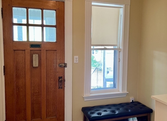 52 MT VERNON ST