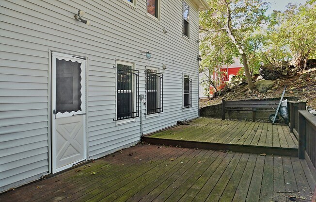 3 beds, 1 bath, 1,450 sqft, $2,950, Unit 2
