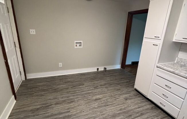 3 beds, 1 bath, $2,000