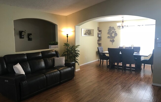 3 beds, 2 baths, $1,895