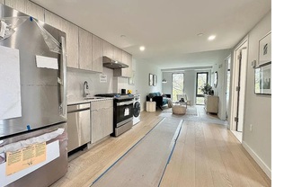 136 80 41 AVE