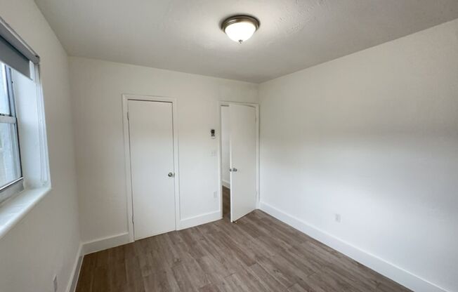 2 beds, 1 bath, 725 sqft, $2,050, Unit AM 4351-21
