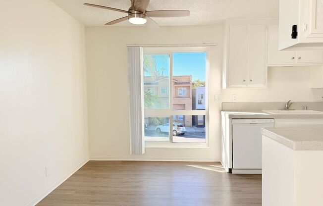 Sunset Cliffs | Beautiful 2 and 1 bedroom 1 bathroom - Immediate move in