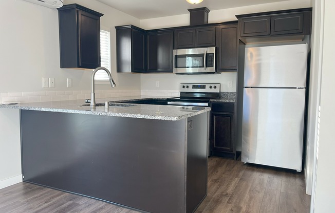 2415 Valencia Street