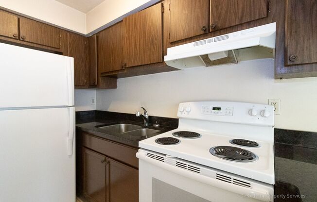 2 beds, 1 bath, 700 sqft, $950, Unit Unit 4