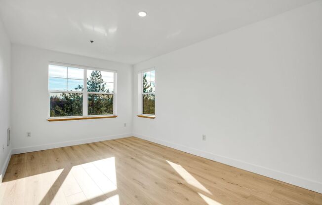 2 beds, 1 bath, 823 sqft, $1,795, Unit 126-229