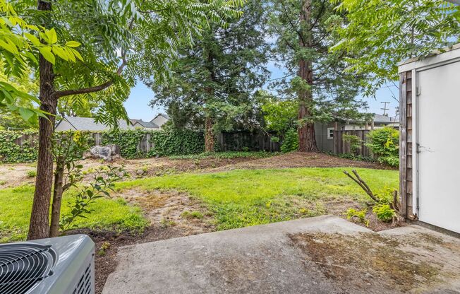 1 bed, 1.5 baths, $2,200, Unit 3