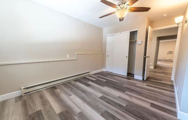 1449 Hillside Dr *
