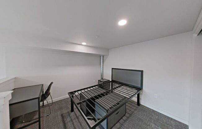 1 bed, 1 bath, 496 sqft, $1,450, Unit 512