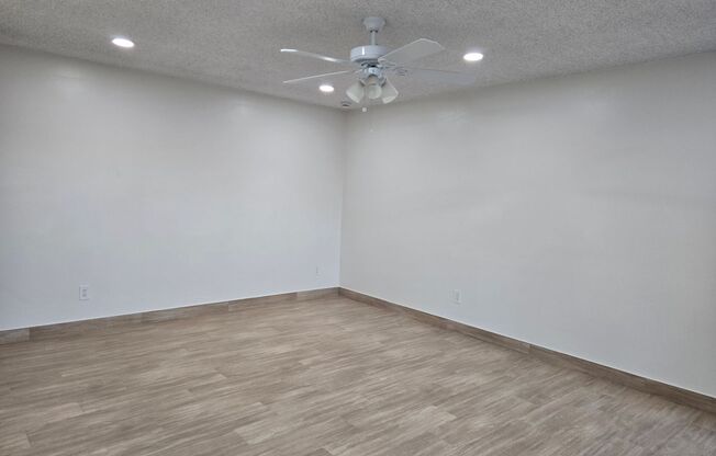 Completely Upgraded 2 bedroom Condo in Riverside