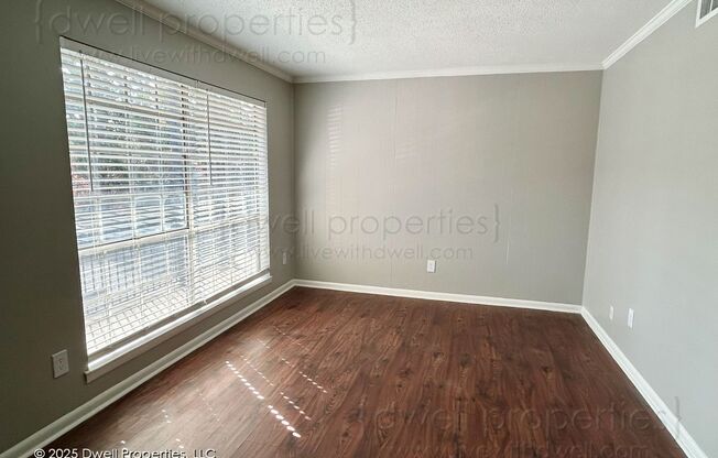 One bedroom in Highland Park
