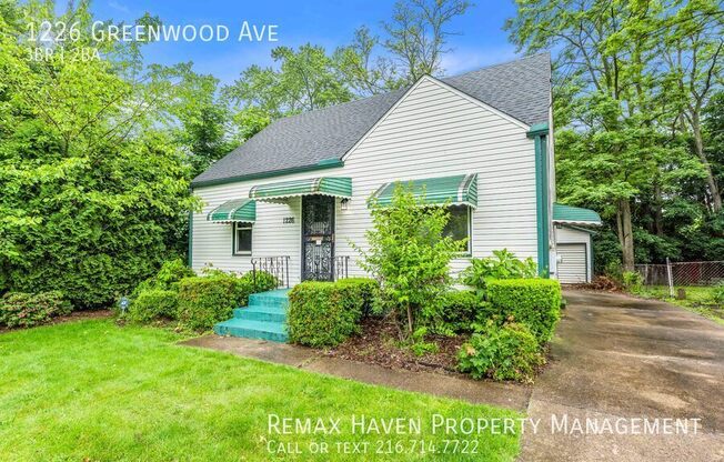 1226 GREENWOOD AVE