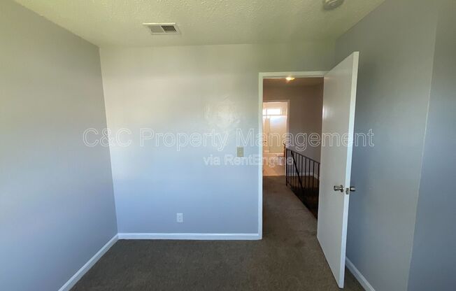 292 GRECIA CT