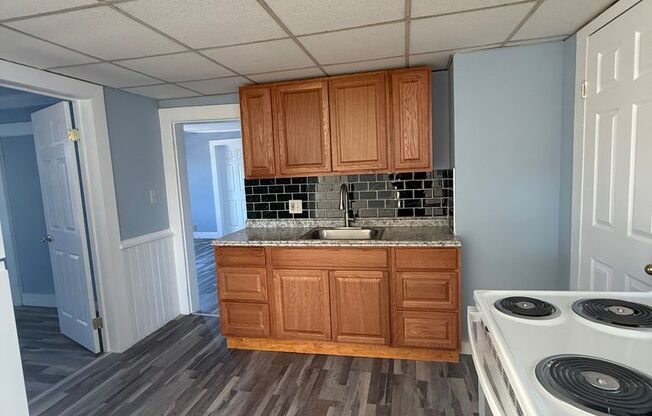 72 Prospect St. - Red Pod