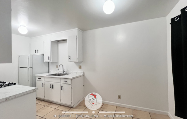 2 beds, 1 bath, $2,300, Unit Unit 1