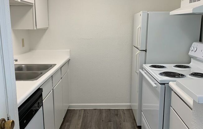 1 bed, 1.5 baths, 866 sqft, $935, Unit 1208